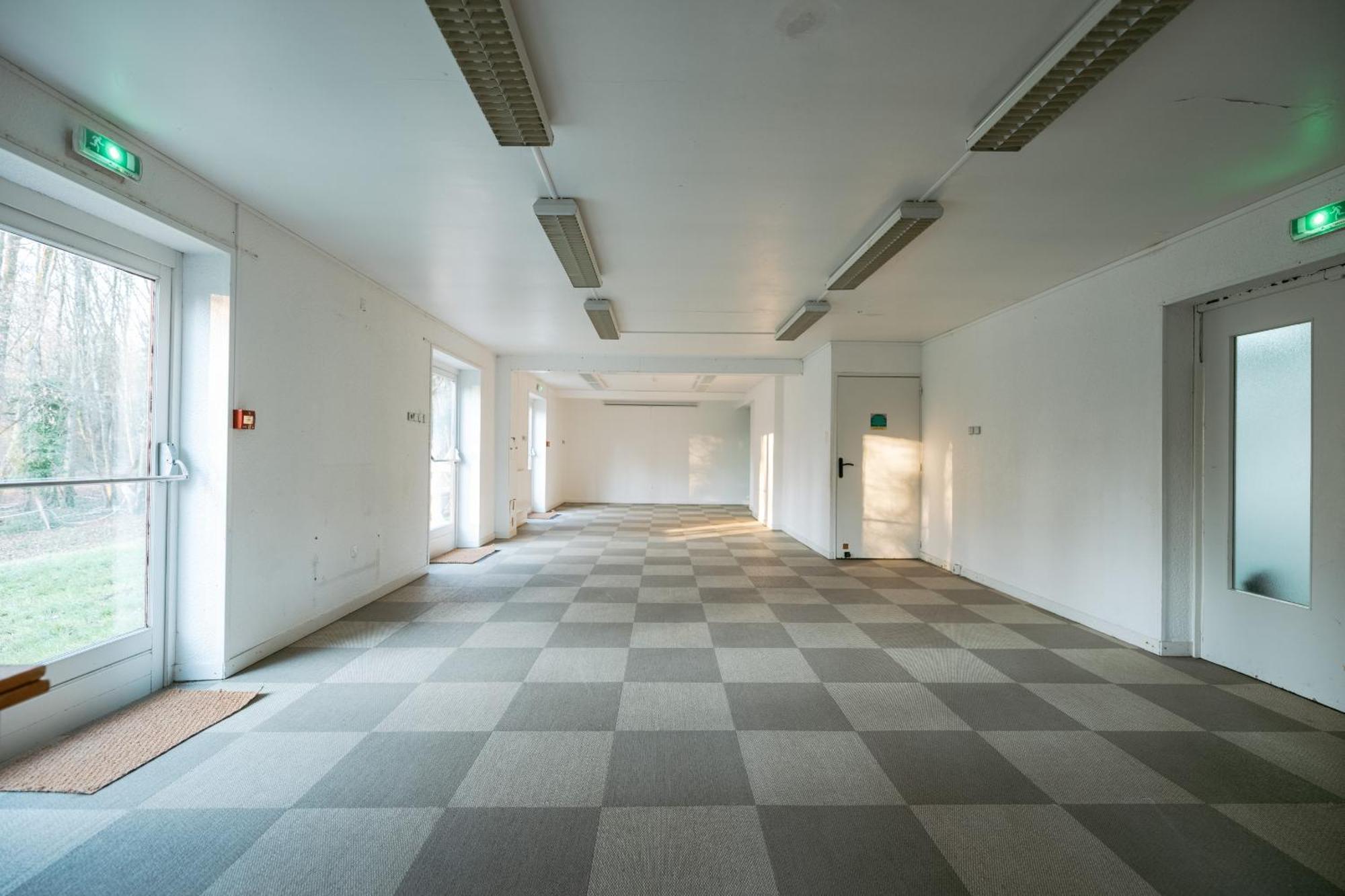La Donaclaudre - Hebergement De Groupe En Pleine Nature, Ideal Pour Tous Vos Sejours ! 63 Couchages - 2 Grandes Salles - Salle De Jeux - Cuisine Professionnelle - Accessible Facilement - Localisation Attractive -Proche Paris & Disney Saint-Augustin  Exterior photo