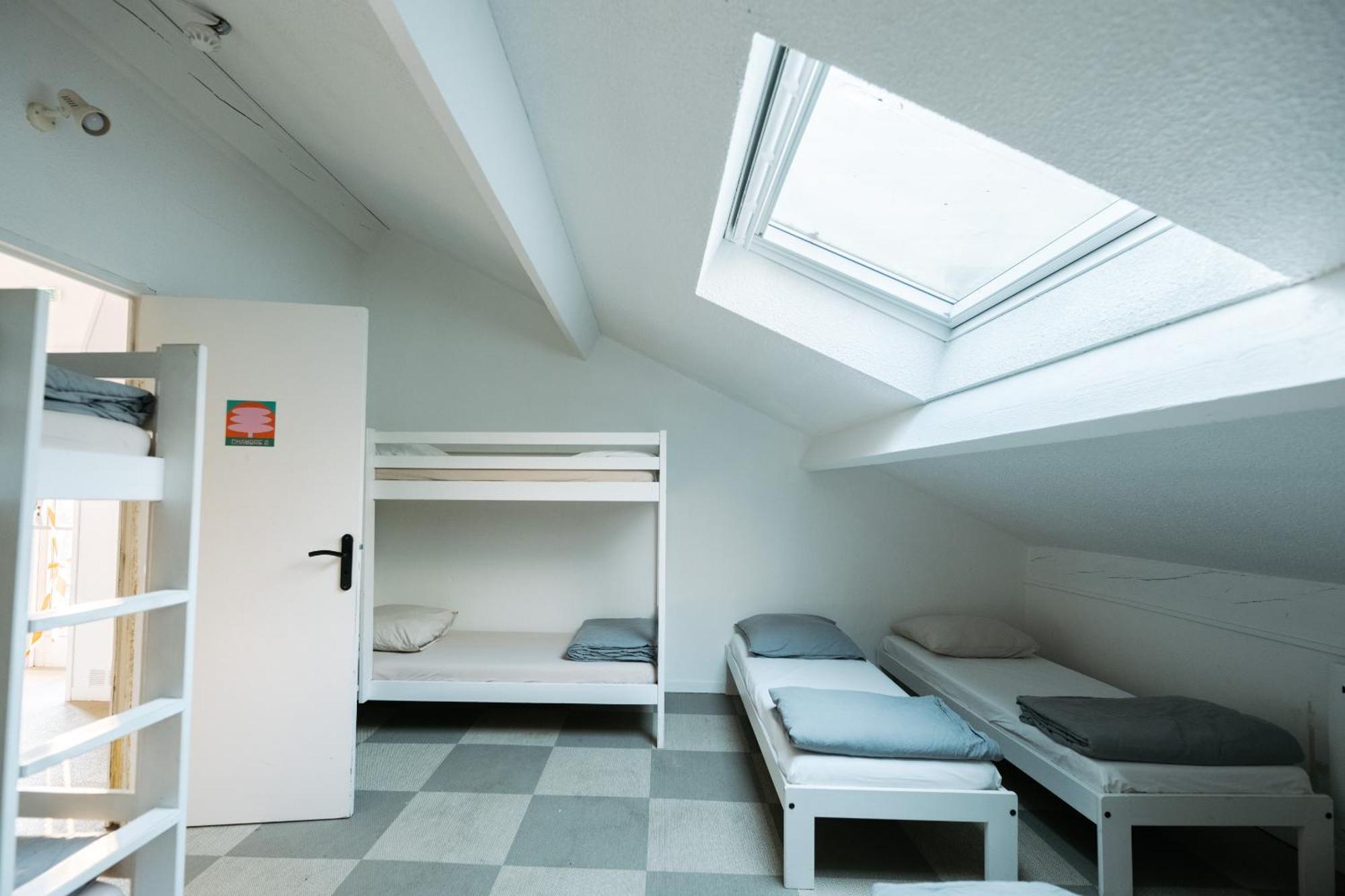 La Donaclaudre - Hebergement De Groupe En Pleine Nature, Ideal Pour Tous Vos Sejours ! 63 Couchages - 2 Grandes Salles - Salle De Jeux - Cuisine Professionnelle - Accessible Facilement - Localisation Attractive -Proche Paris & Disney Saint-Augustin  Exterior photo