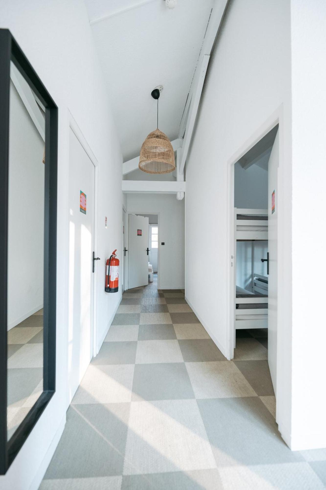 La Donaclaudre - Hebergement De Groupe En Pleine Nature, Ideal Pour Tous Vos Sejours ! 63 Couchages - 2 Grandes Salles - Salle De Jeux - Cuisine Professionnelle - Accessible Facilement - Localisation Attractive -Proche Paris & Disney Saint-Augustin  Exterior photo