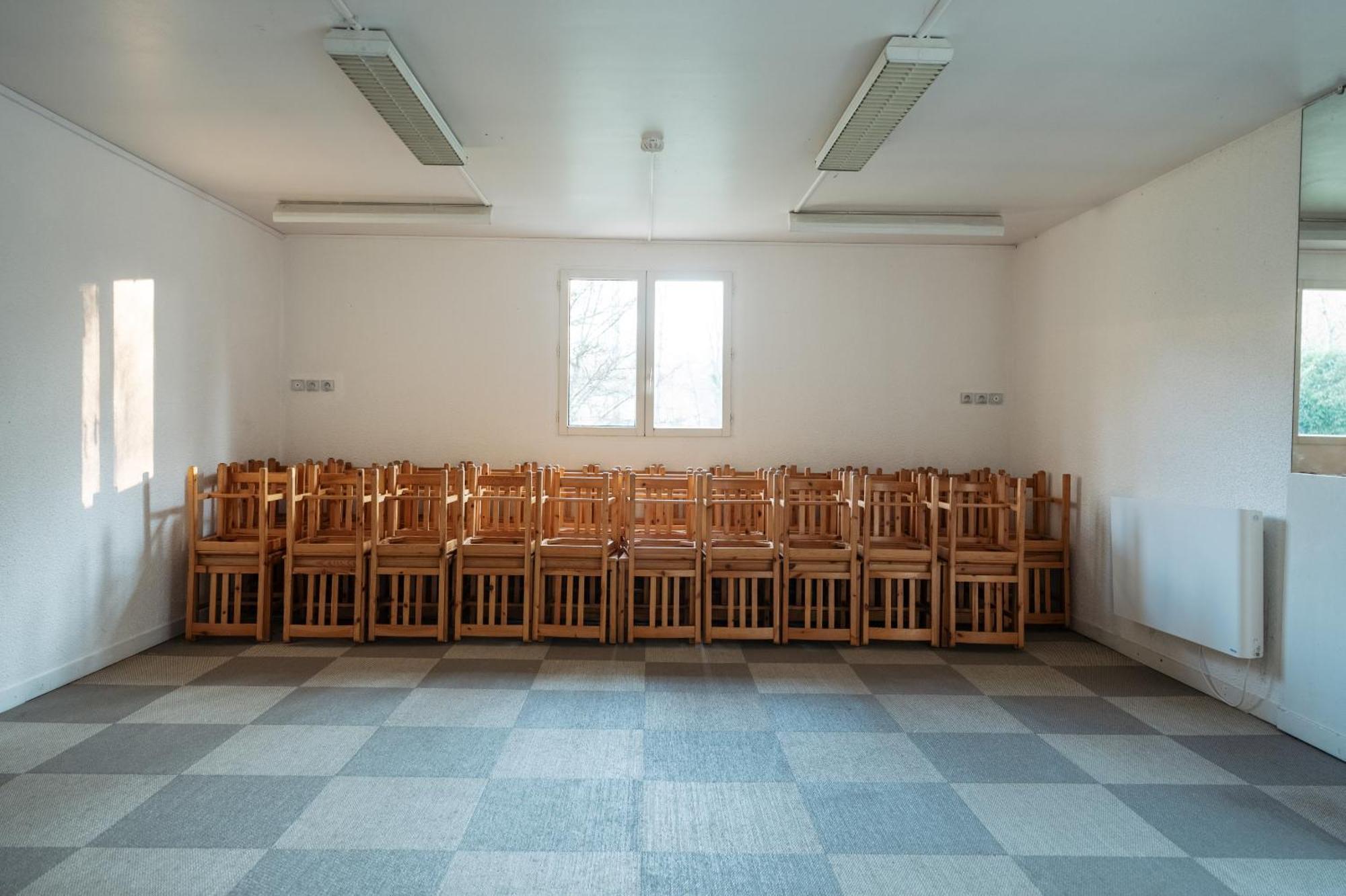 La Donaclaudre - Hebergement De Groupe En Pleine Nature, Ideal Pour Tous Vos Sejours ! 63 Couchages - 2 Grandes Salles - Salle De Jeux - Cuisine Professionnelle - Accessible Facilement - Localisation Attractive -Proche Paris & Disney Saint-Augustin  Exterior photo