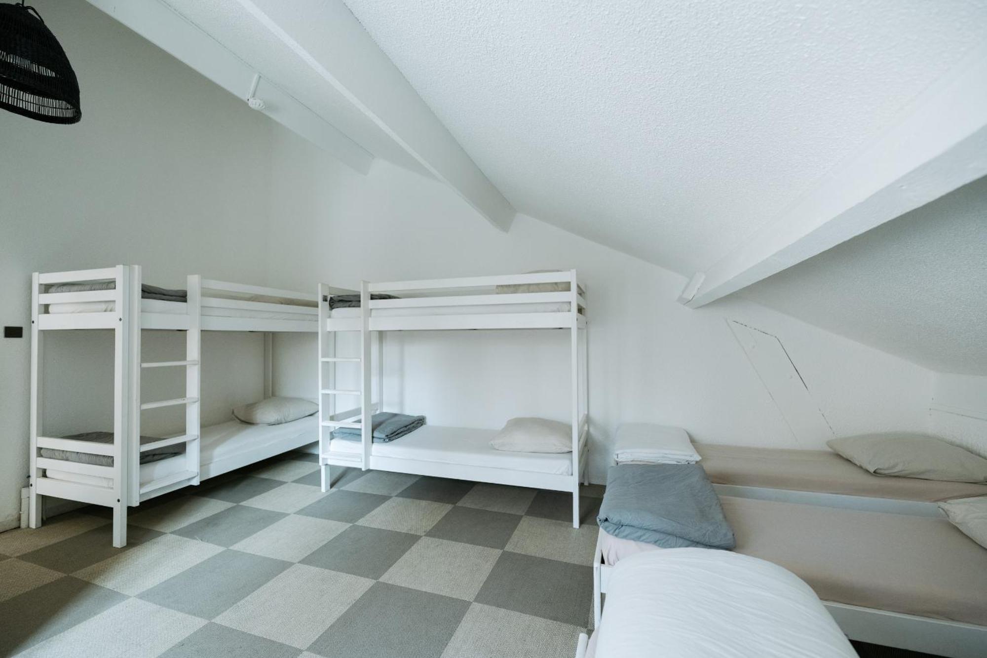 La Donaclaudre - Hebergement De Groupe En Pleine Nature, Ideal Pour Tous Vos Sejours ! 63 Couchages - 2 Grandes Salles - Salle De Jeux - Cuisine Professionnelle - Accessible Facilement - Localisation Attractive -Proche Paris & Disney Saint-Augustin  Exterior photo
