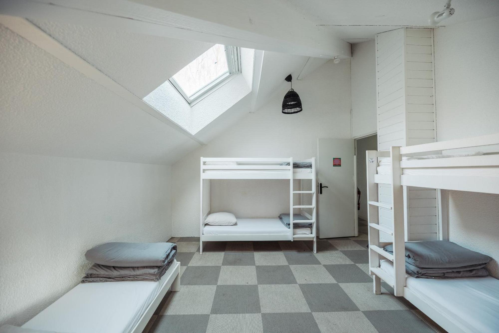 La Donaclaudre - Hebergement De Groupe En Pleine Nature, Ideal Pour Tous Vos Sejours ! 63 Couchages - 2 Grandes Salles - Salle De Jeux - Cuisine Professionnelle - Accessible Facilement - Localisation Attractive -Proche Paris & Disney Saint-Augustin  Exterior photo