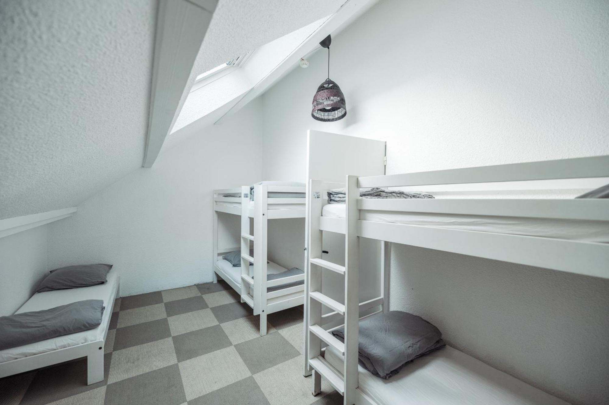 La Donaclaudre - Hebergement De Groupe En Pleine Nature, Ideal Pour Tous Vos Sejours ! 63 Couchages - 2 Grandes Salles - Salle De Jeux - Cuisine Professionnelle - Accessible Facilement - Localisation Attractive -Proche Paris & Disney Saint-Augustin  Exterior photo