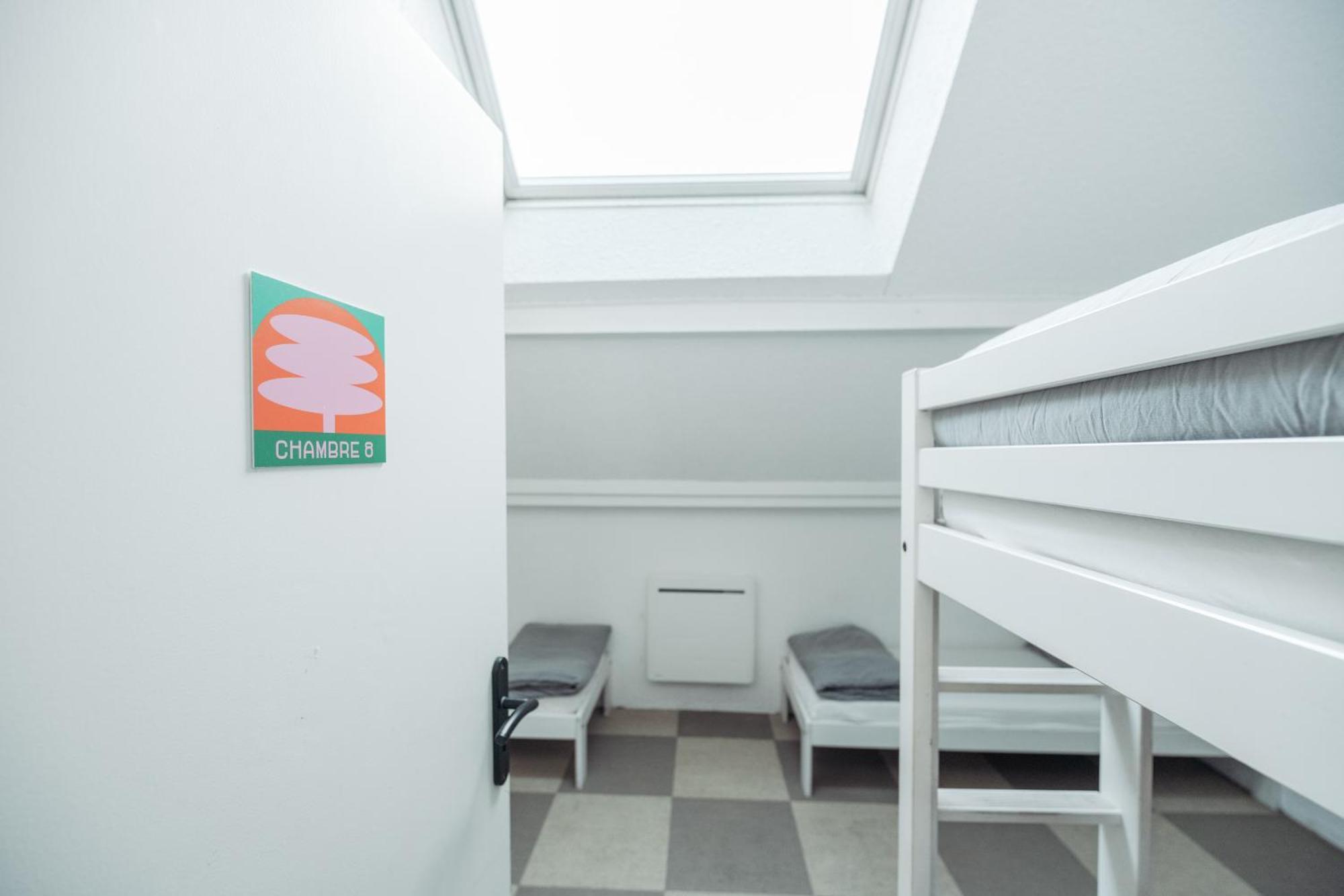 La Donaclaudre - Hebergement De Groupe En Pleine Nature, Ideal Pour Tous Vos Sejours ! 63 Couchages - 2 Grandes Salles - Salle De Jeux - Cuisine Professionnelle - Accessible Facilement - Localisation Attractive -Proche Paris & Disney Saint-Augustin  Exterior photo